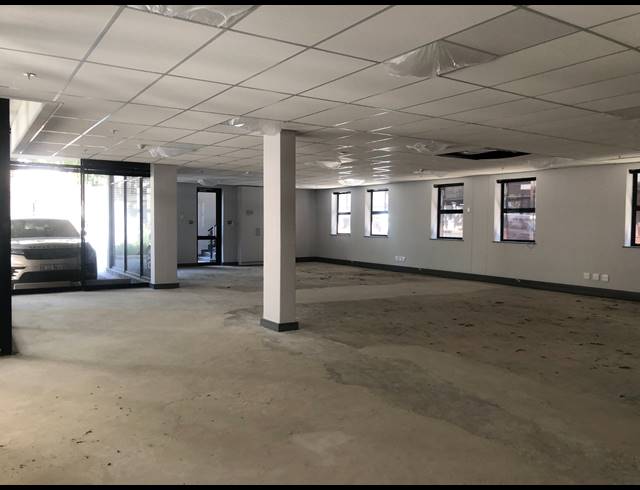 366M² OFFICE TO LET IN WAVERLEY